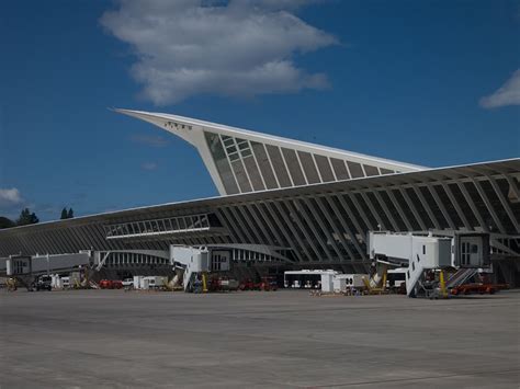bilbao airport parking